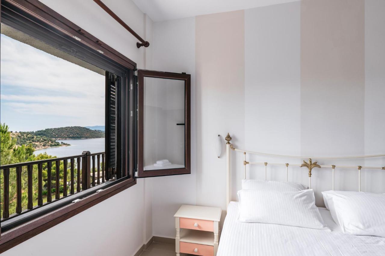Theoxenia Apartments Ormos Panagias Ngoại thất bức ảnh