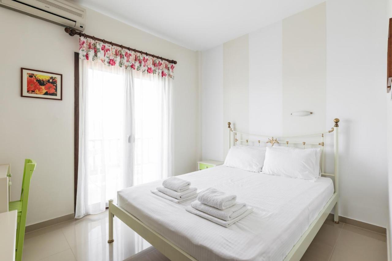 Theoxenia Apartments Ormos Panagias Ngoại thất bức ảnh
