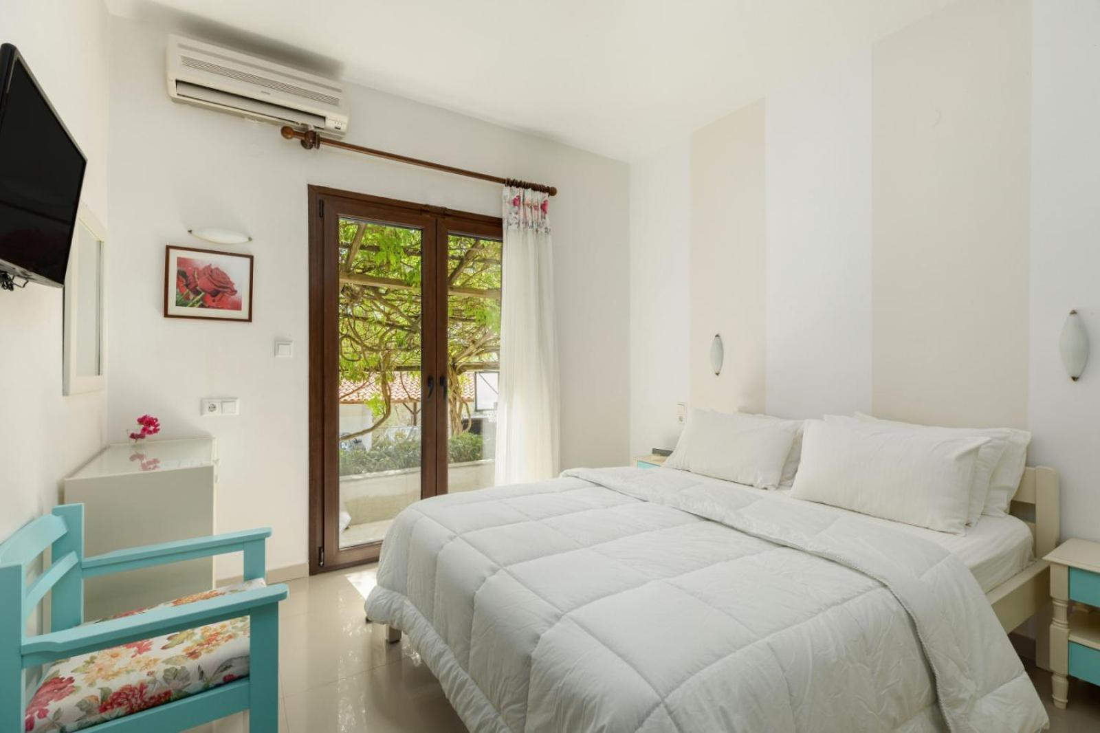 Theoxenia Apartments Ormos Panagias Ngoại thất bức ảnh